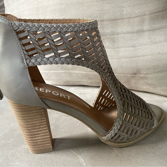Stitch Fix Report Brand New Grey 3” Block Heeled Sandals Size 8.5. Never Worn! - Picture 1 of 5